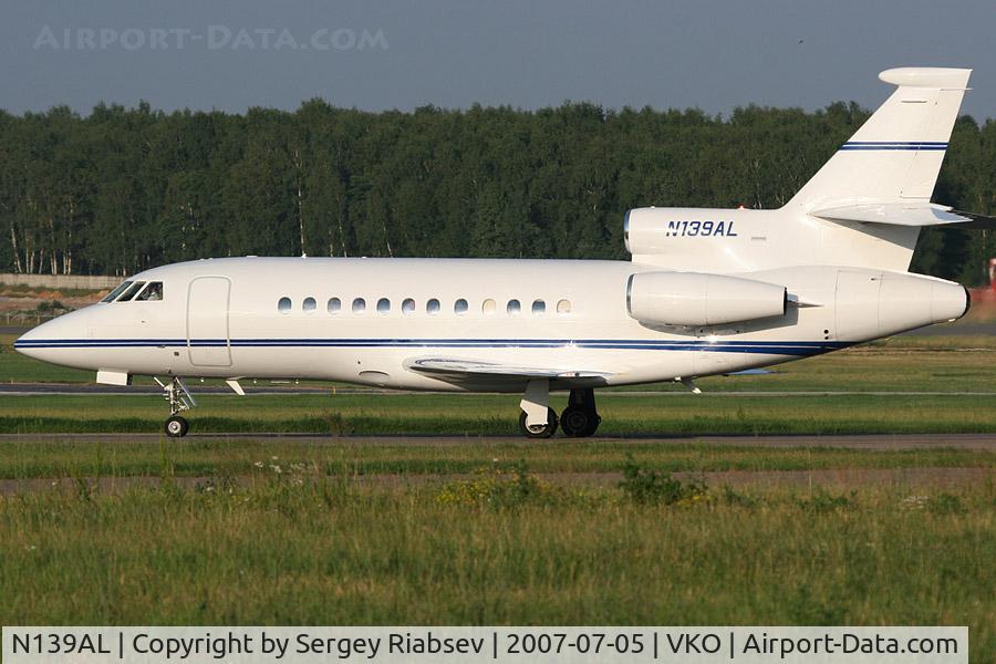 N139AL, 1988 Dassault Falcon 900 C/N 35, Taken at VKO