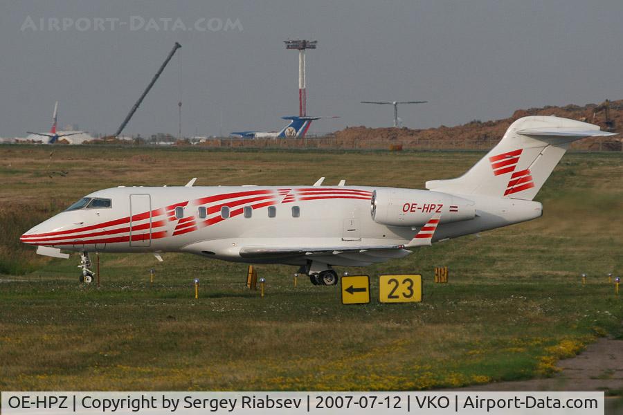 OE-HPZ, 2005 Bombardier Challenger 300 (BD-100-1A10) C/N 20047, Taken at VKO