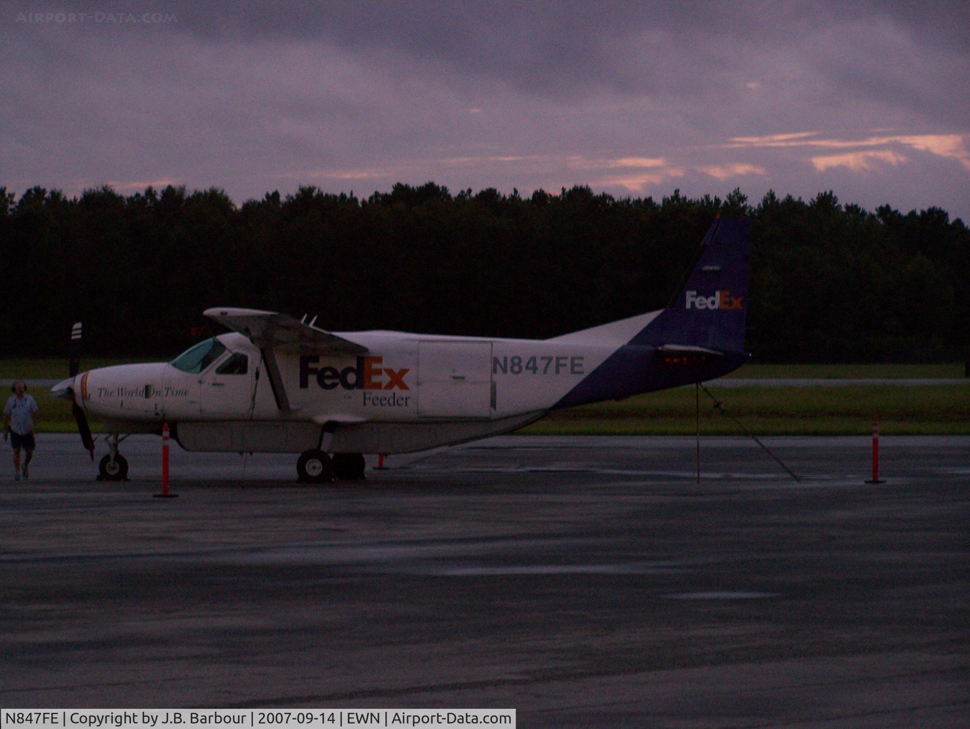 N847FE, 1989 Cessna 208B C/N 208B0156, A true work horse