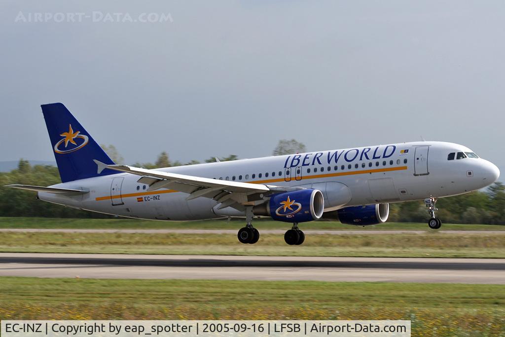 EC-INZ, 2003 Airbus A320-214 C/N 2011, IBERWORLD landing on rwy 16