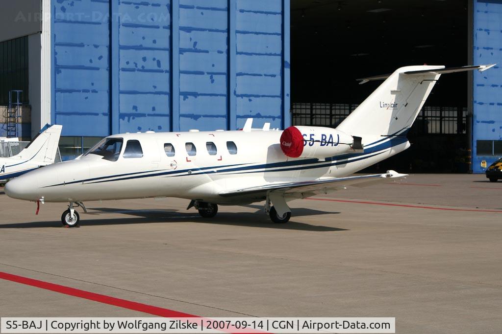 S5-BAJ, 2000 Cessna 525 CitationJet C/N 525-0394, visitor