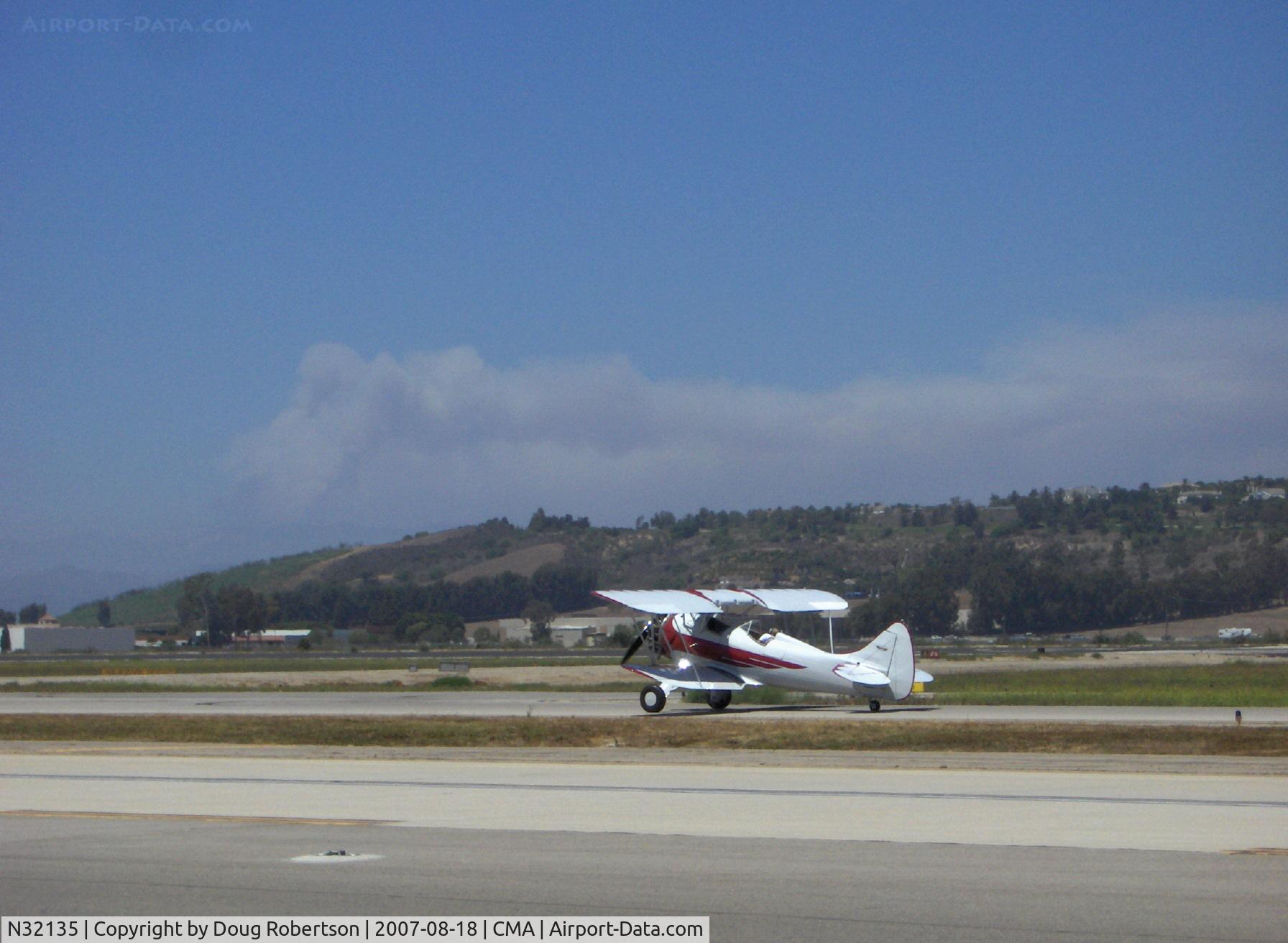 N32135, 1941 Waco UPF-7 C/N 5767, 1941 Waco UPF-7, Continental W670 220 Hp, taxi