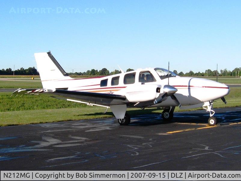 N212MG, Raytheon Aircraft Company 58 C/N TH-2117, On the ramp at Delaware, OH