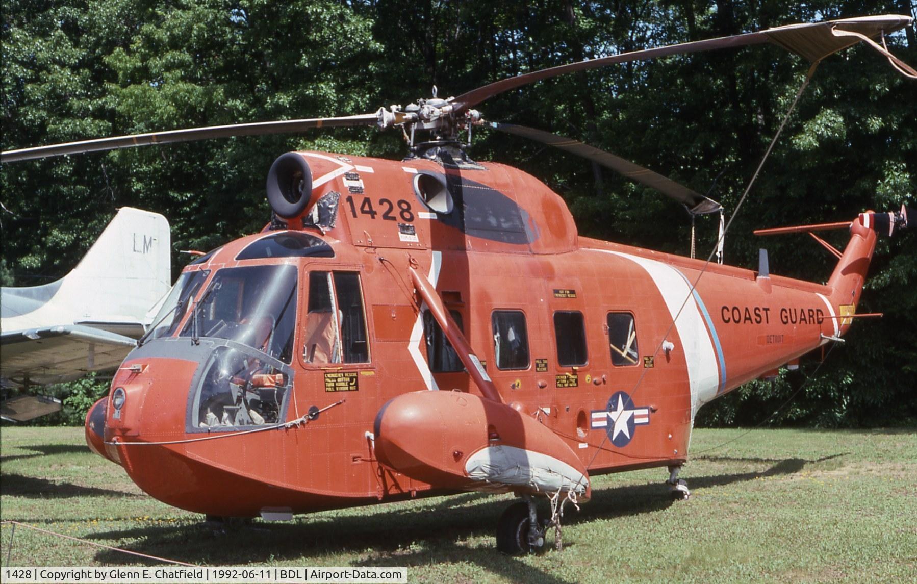1428, 1967 Sikorsky HH-52A Sea Guard C/N 62.116, HH-52A at the New England Air Museum
