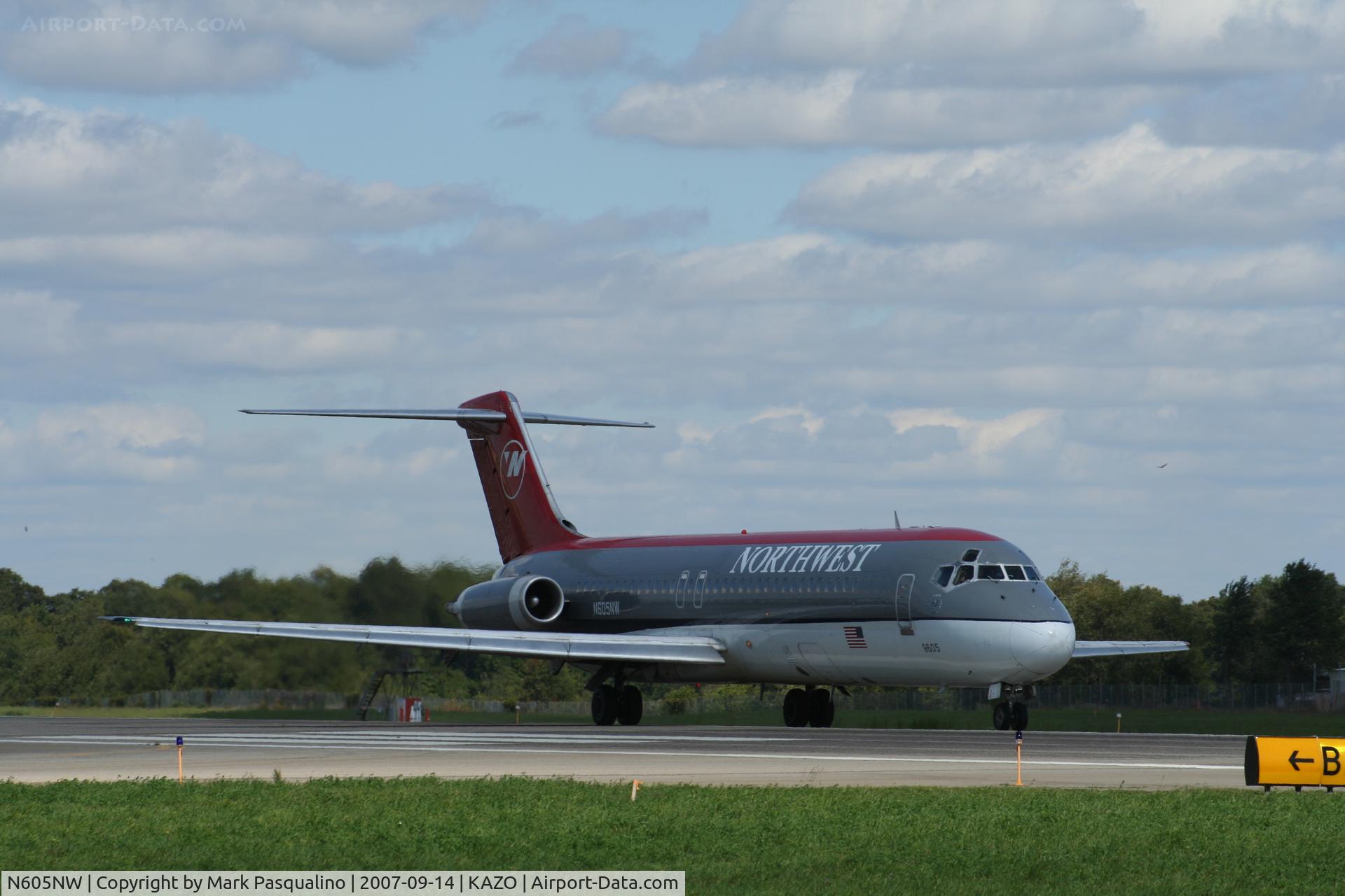 N605NW, 1968 Douglas DC-9-32 C/N 47223, DC-9-32