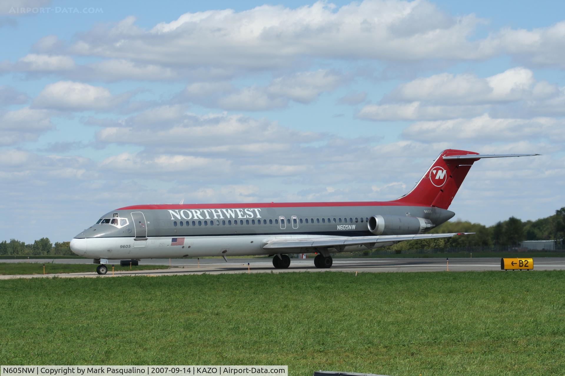 N605NW, 1968 Douglas DC-9-32 C/N 47223, DC-9-32