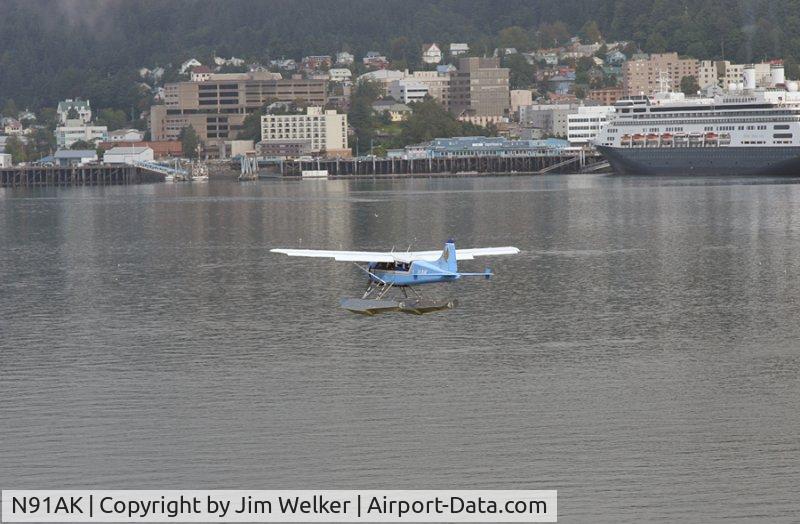 N91AK, De Havilland Canada DHC-2 Beaver Mk.I (L20A) C/N 737, Going in for landing in Juneau