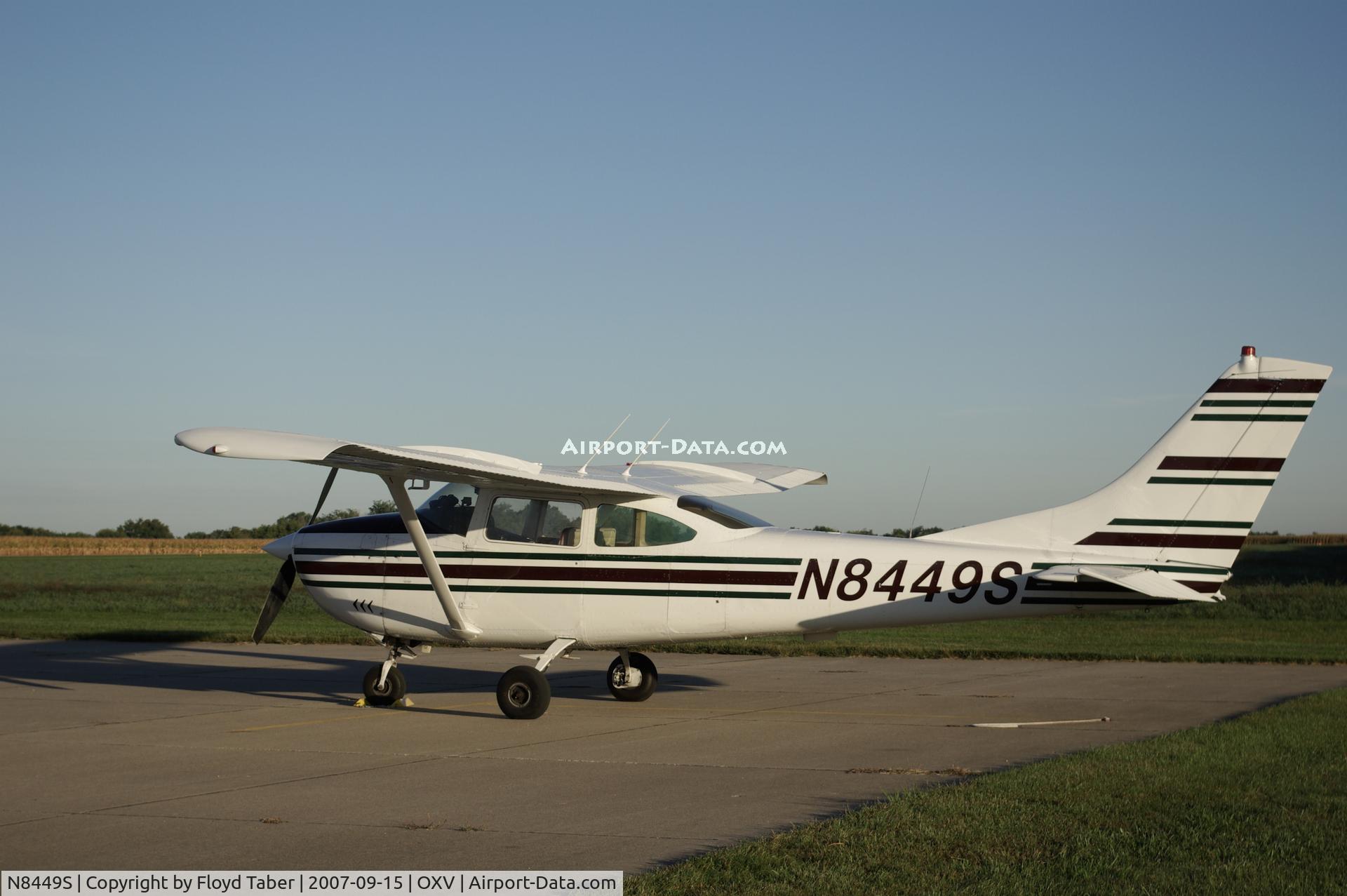 N8449S, 1965 Cessna 182H Skylane C/N 18256549, Knoxville Fly In