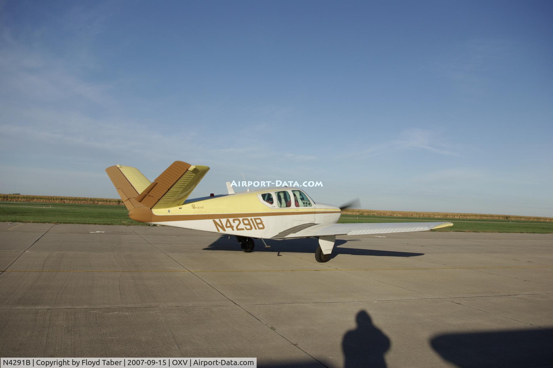 N4291B, 1955 Beech F35 Bonanza C/N D-4249, Knoxville Fly in