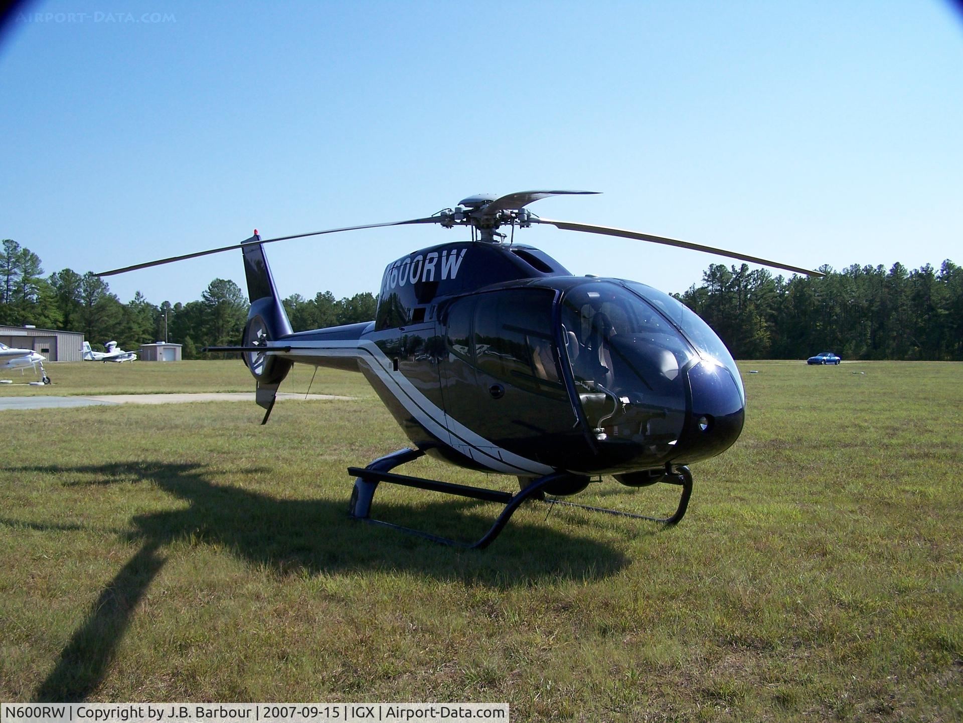 N600RW, 2005 Eurocopter EC-120B Colibri C/N 1401, Picture doesn't do the color scheme justice.  This was a nice helo.