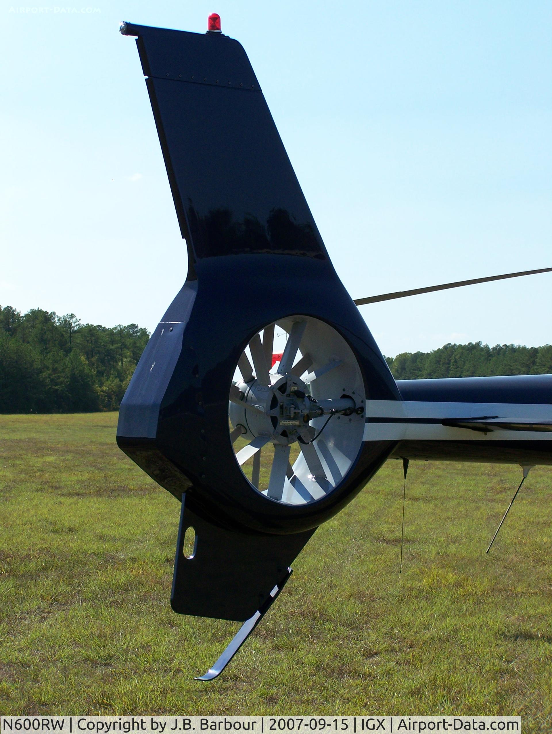 N600RW, 2005 Eurocopter EC-120B Colibri C/N 1401, Appeared to be a shark fin