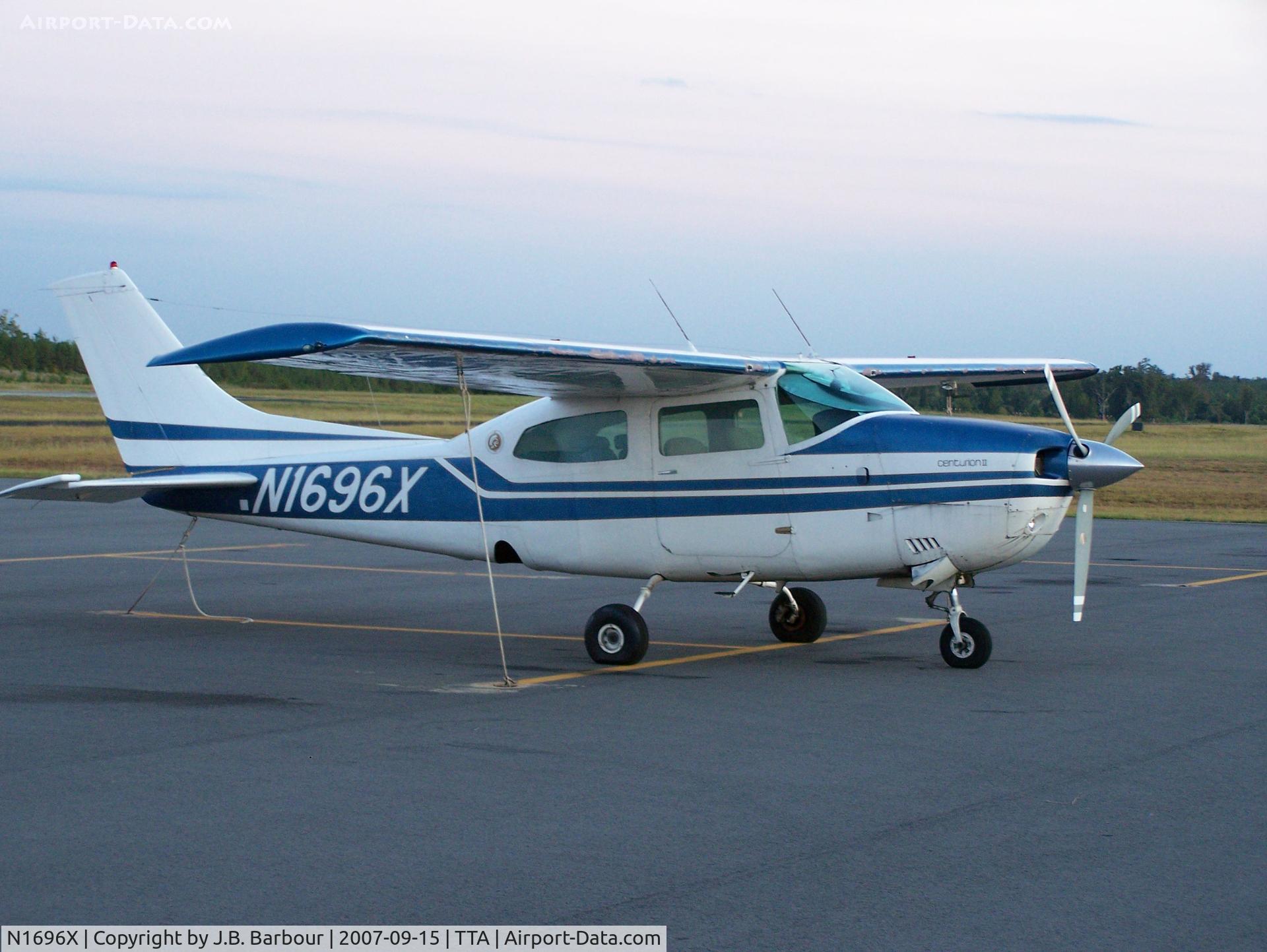 N1696X, 1975 Cessna 210L Centurion C/N 21060731, These are pretty cool