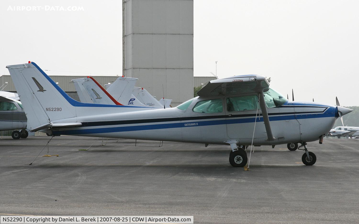 N52290, 1980 Cessna 172P C/N 17274484, Skyhawk vintage 1980 heads line at Caldwell - Essex County.