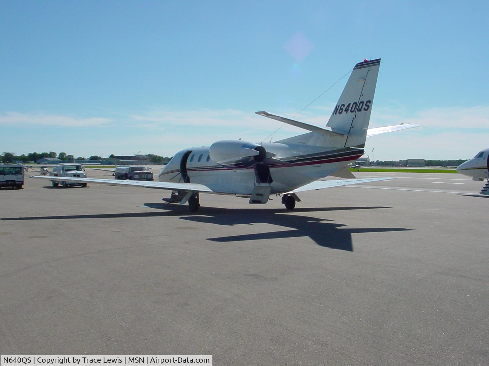 N640QS, 2002 Cessna 560XL C/N 560-5240, MSN