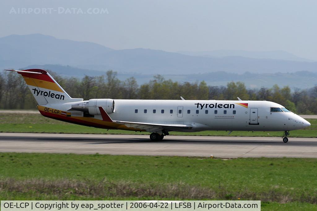 OE-LCP, 2001 Canadair CRJ-200LR (CL-600-2B19) C/N 7480, departing to Vienna