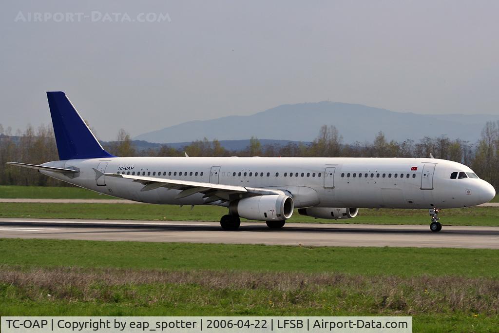 TC-OAP, 1996 Airbus A321-131 C/N 604, departing to Antalya