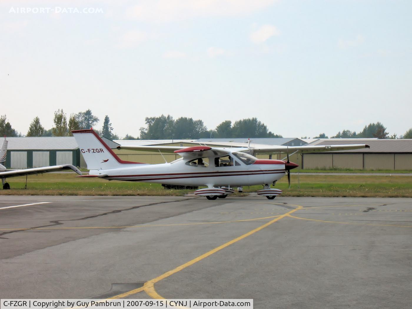 C-FZGR, 1970 Cessna 177B Cardinal C/N 17701566, Heading out to the active