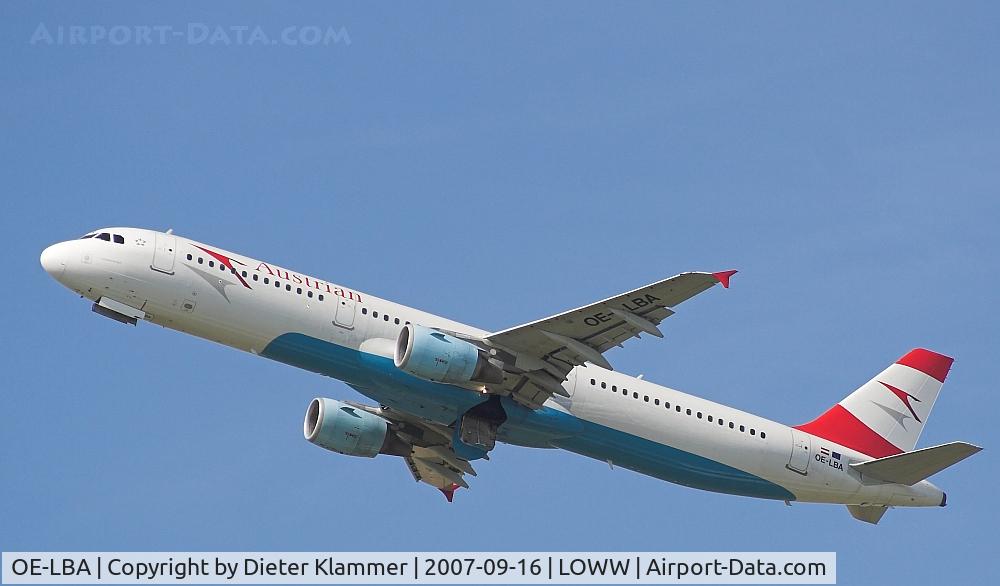OE-LBA, 1995 Airbus A321-111 C/N 552, Austrian A321