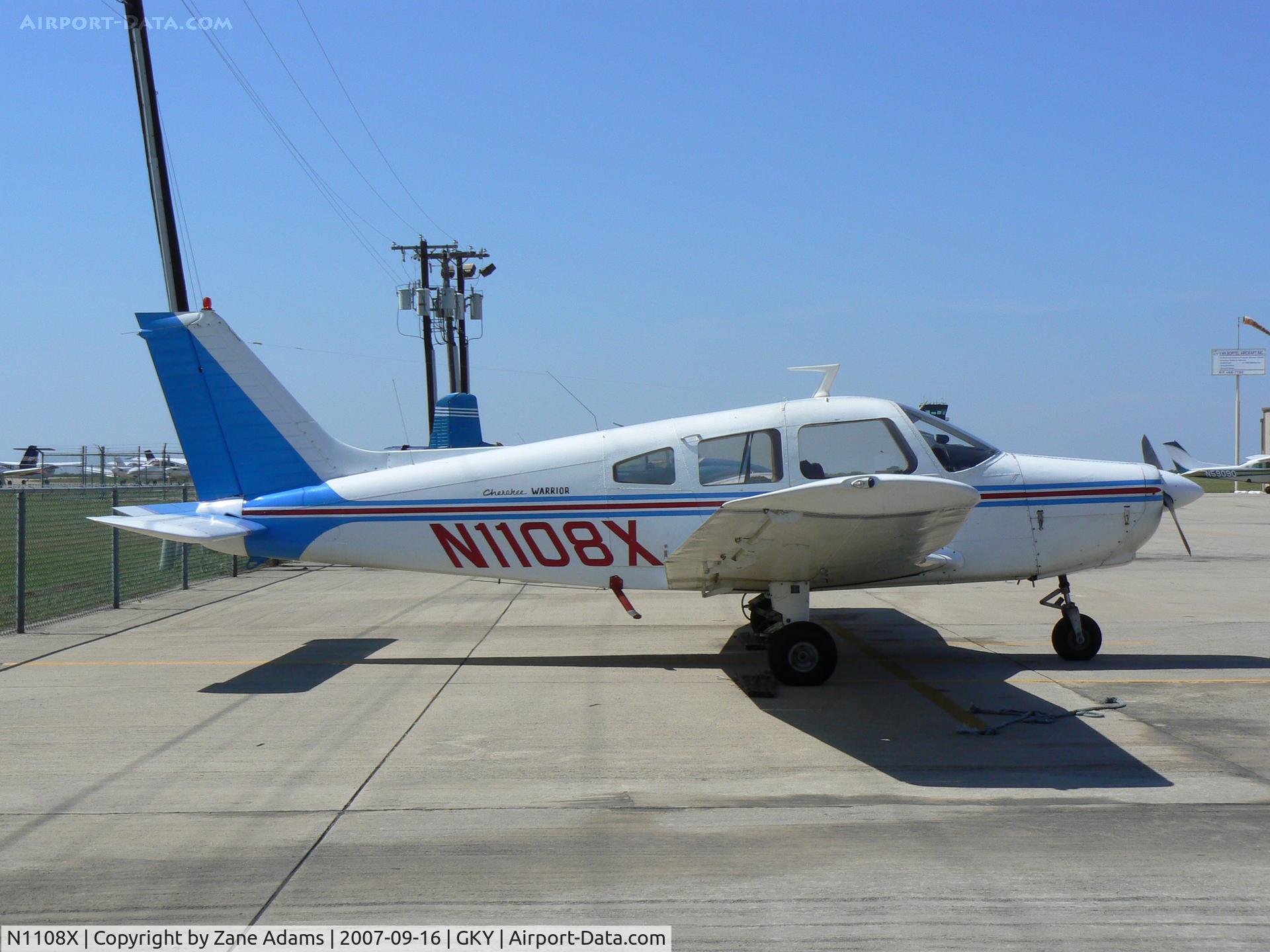 N1108X, 1975 Piper PA-28-151 C/N 28-7515389, on the ramp at Arlington Muni