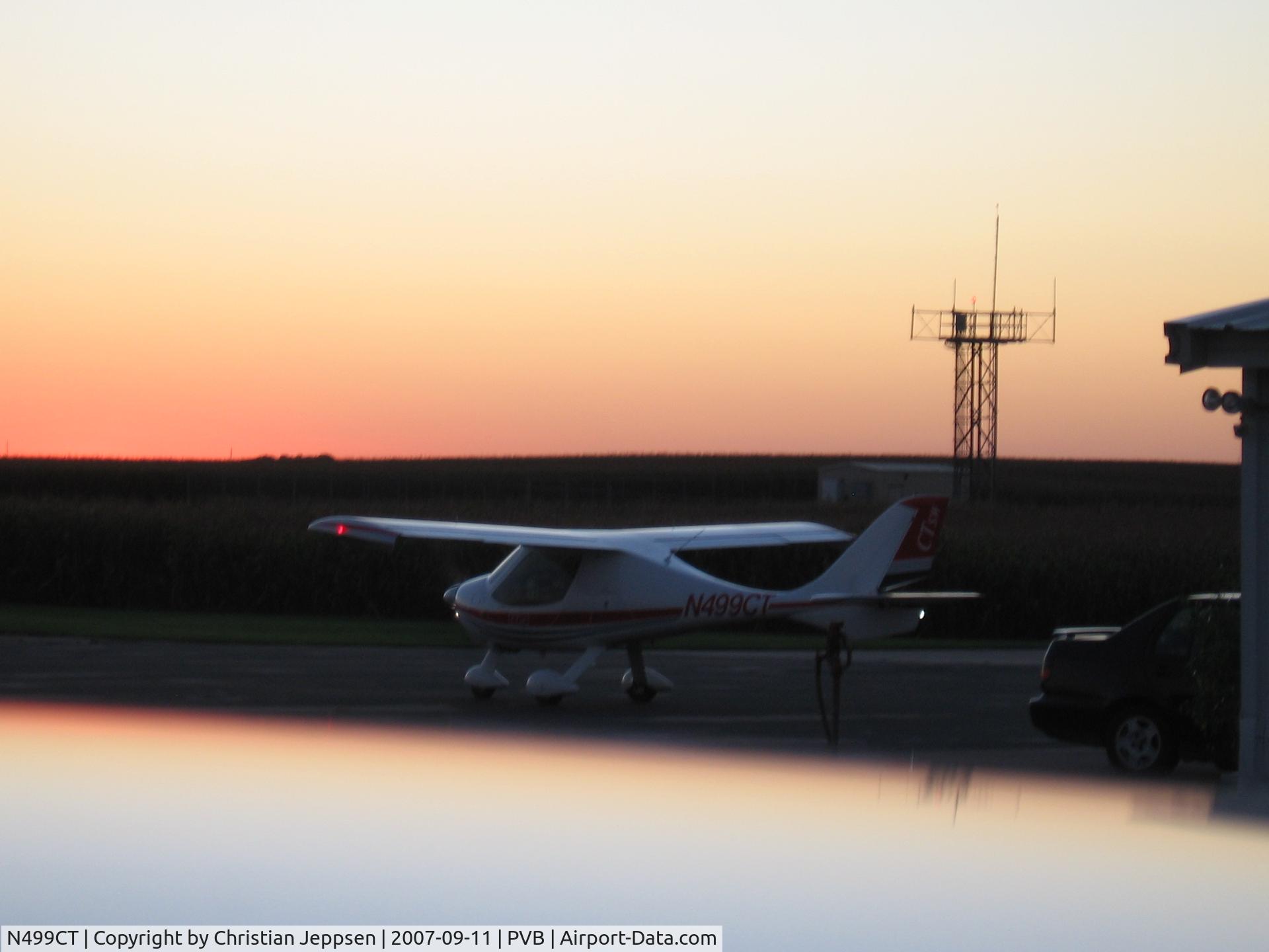 N499CT, 2007 Flight Design CTSW C/N 07-03-09, Twilight test run?