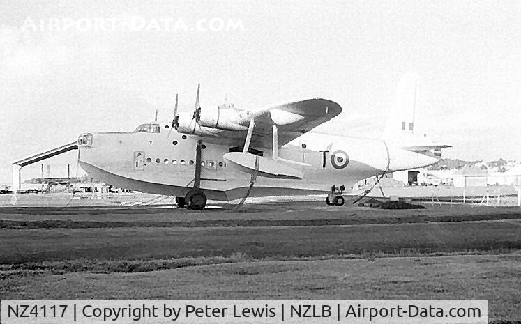 NZ4117, 1945 Short S.25 Sunderland V C/N ex RN286, Damaged at Tarawa, Gilbert & Ellice Island, 15Apr61. W/off & scrapped at Lauthala Bay, Fiji