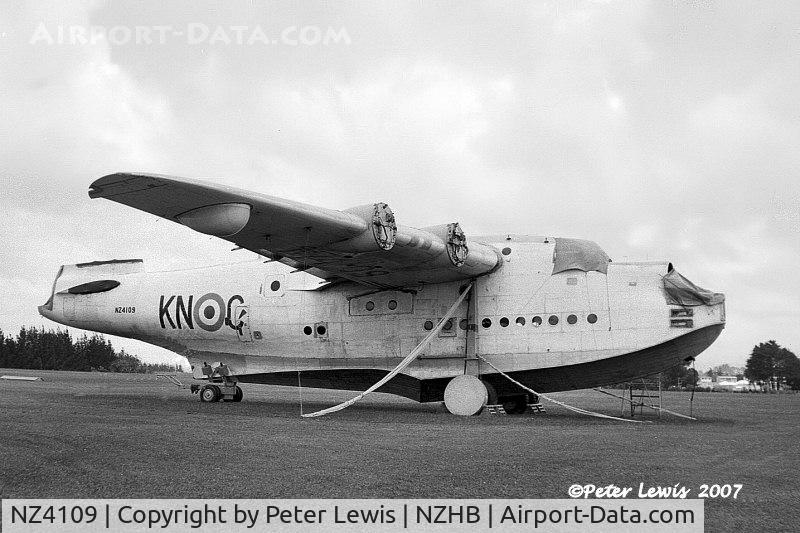 NZ4109, 1943 Short S.25 Sunderland V C/N ex DP191, airframe sold for scrap by Jan65