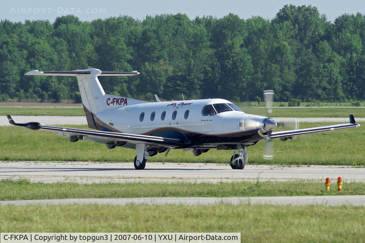 C-FKPA, 1999 Pilatus PC-12/45 C/N 275, Taxiing on Golf for departure.
