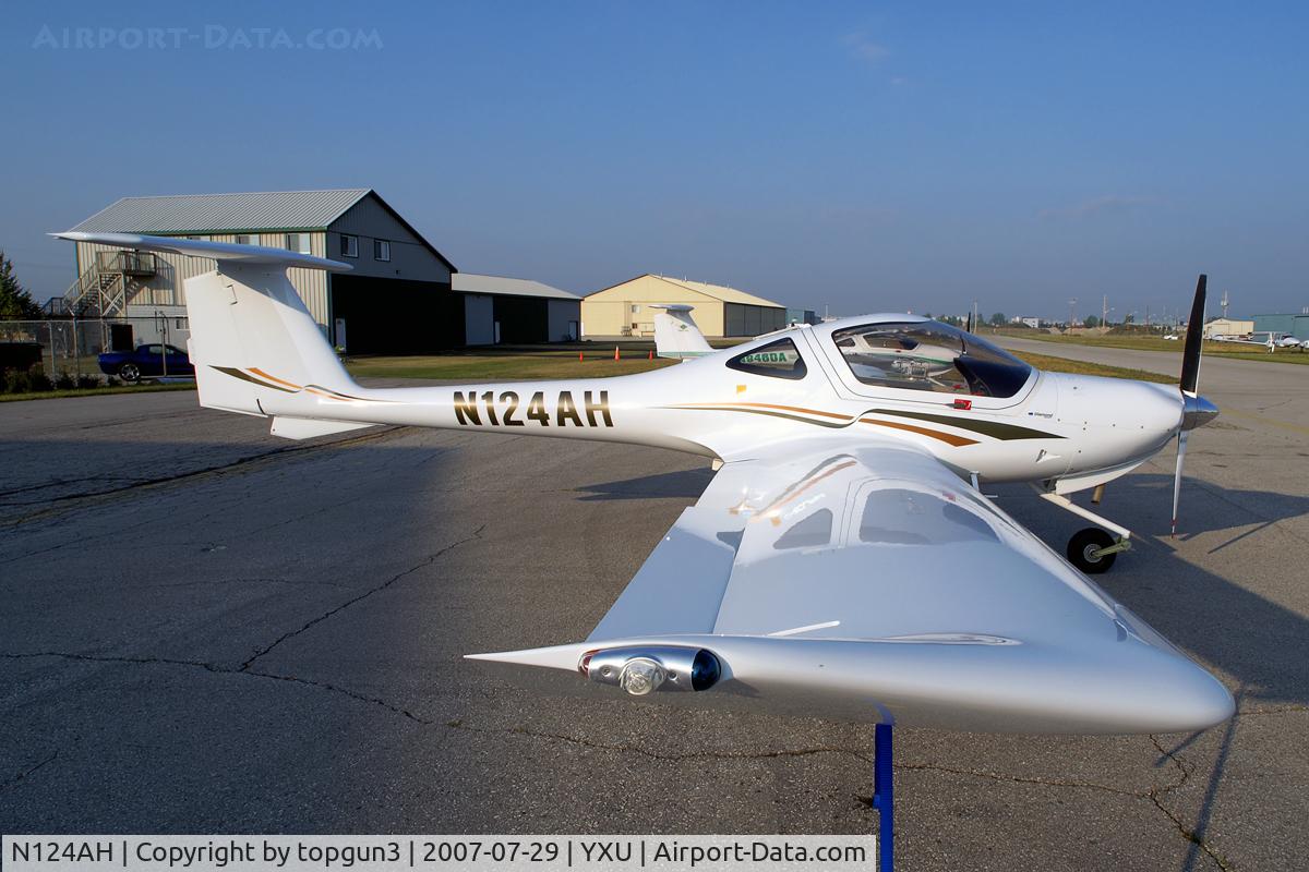 N124AH, 2007 Diamond DA-20C-1 Eclipse C/N C0436, Parked in front of Diamond Flight Centre