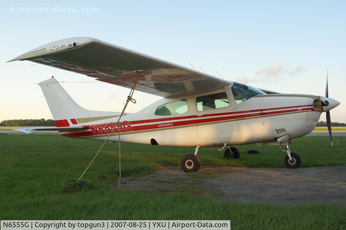 N6555G, 1978 Cessna 210M Centurion C/N 21062922, Parked by ESSO ramp.