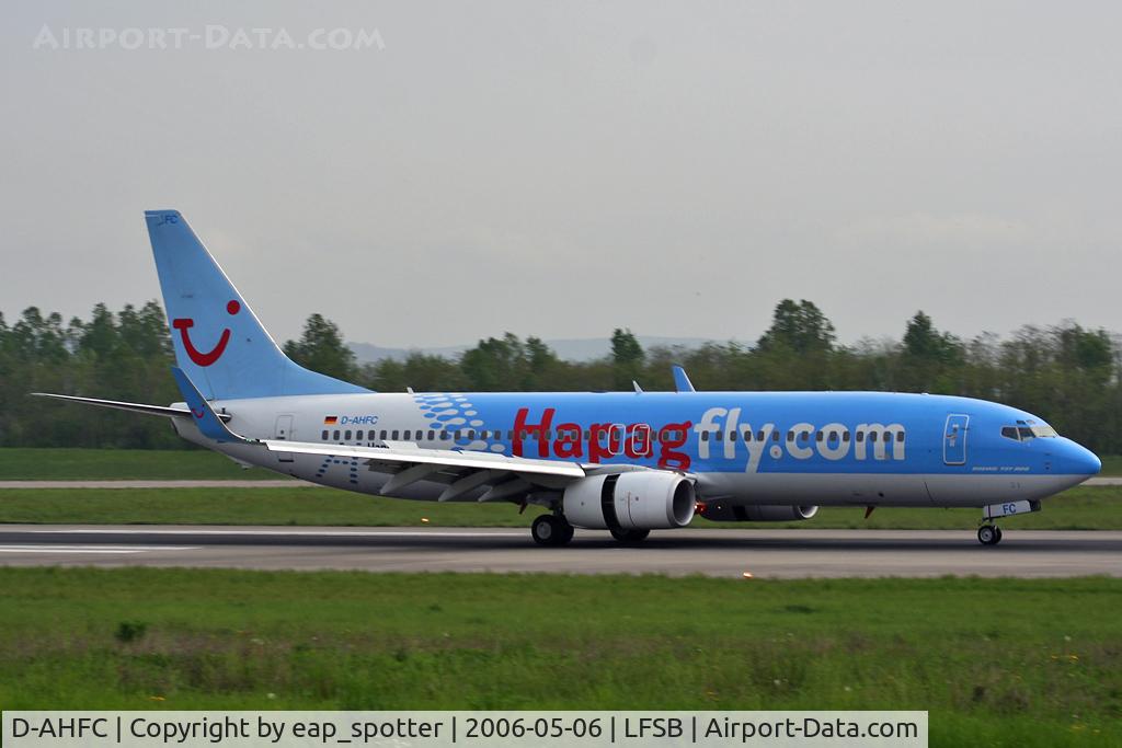 D-AHFC, 1998 Boeing 737-8K5 C/N 27977, landing on rwy 16