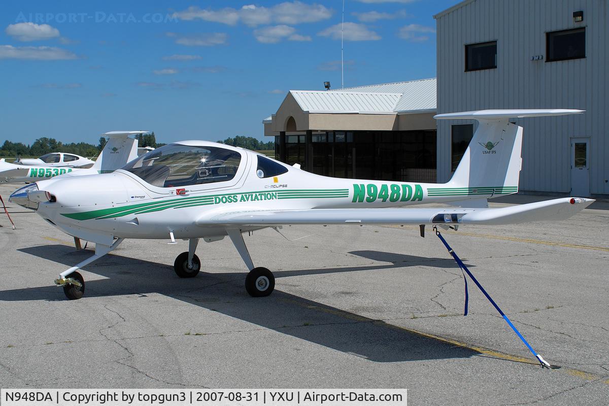 N948DA, Diamond DA-20C-1 Eclipse C/N C0448, Parked in front of Diamond Flight Centre