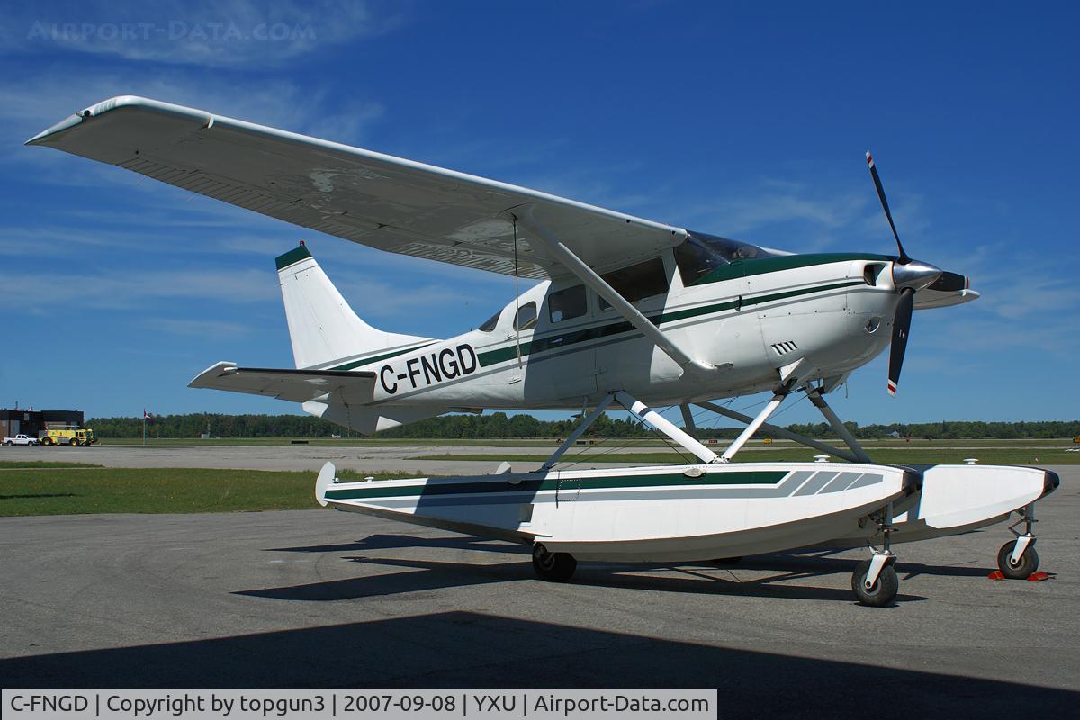 C-FNGD, 1981 Cessna U206G Stationair C/N U206-05944, Parked at ESSO ramp.