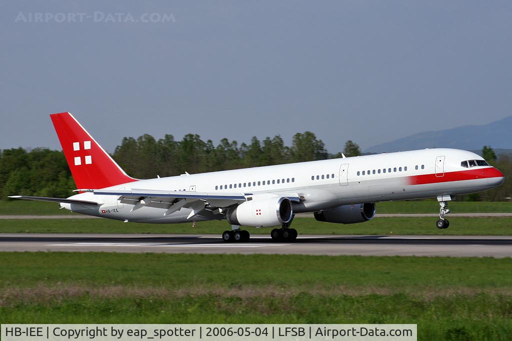 HB-IEE, 1989 Boeing 757-23A C/N 24527, landing on rwy 16