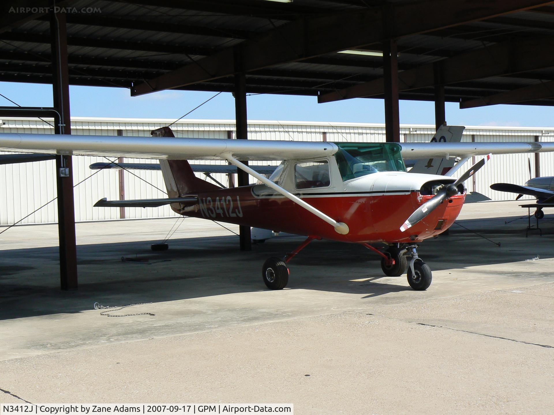 N3412J, 1967 Cessna 150G C/N 15066112, In hanger at Grand Prairie