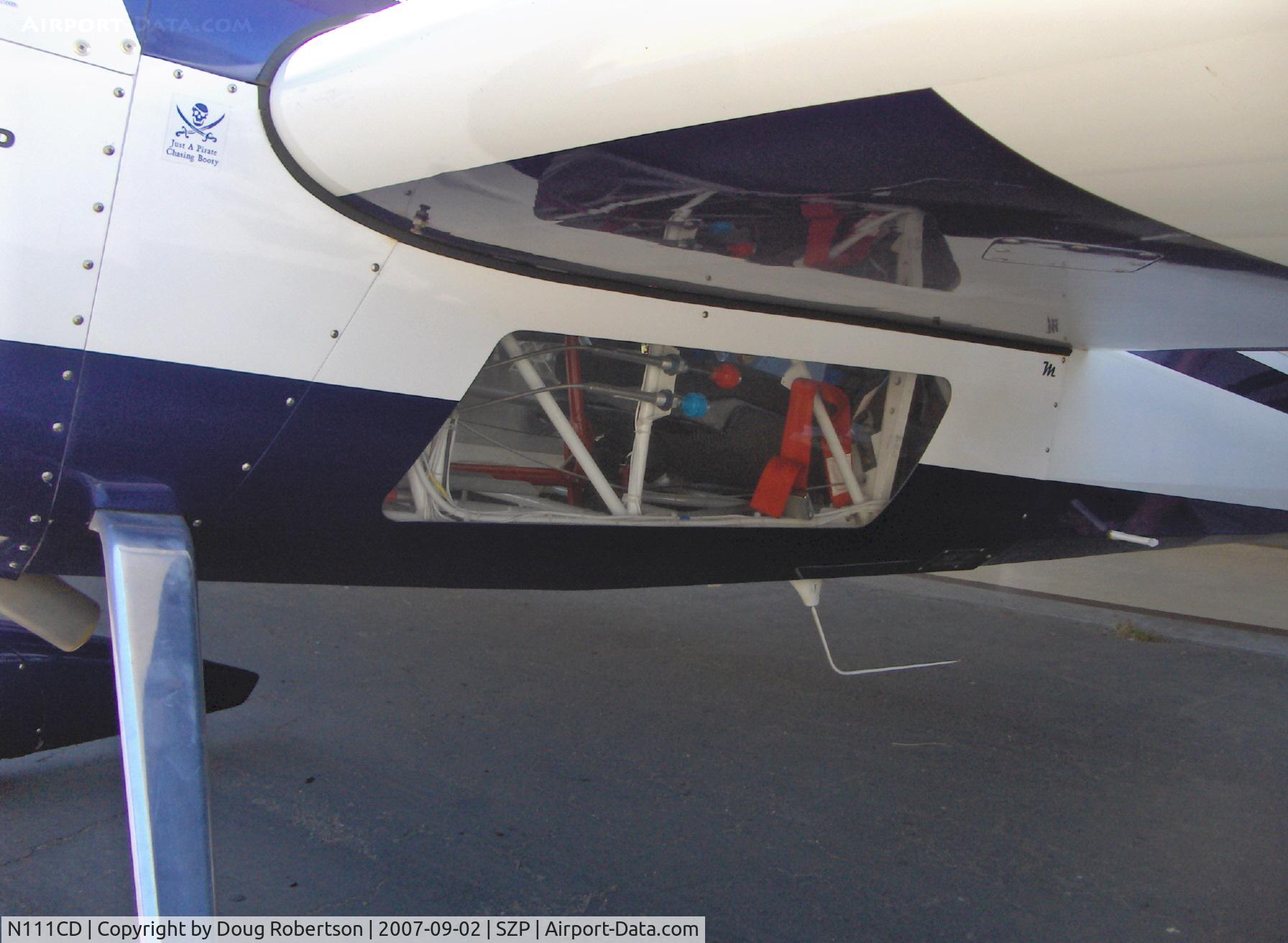 N111CD, 1999 Zivko Edge 540 C/N 0026, 1999 Zivco EDGE 540 Aerobatic, Lycoming AEIO-540 330 Hp, fuselage transparency for outward aerobatic visibilty