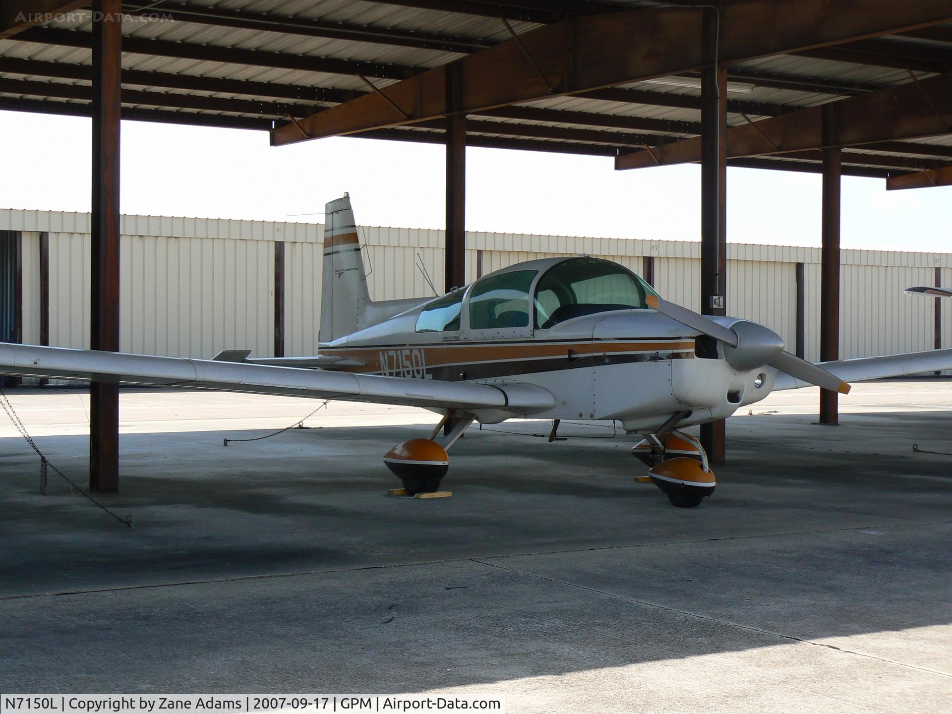 N7150L, 1973 Grumman American AA-5 Traveler C/N AA5-0450, In hanger at Grand Prairie