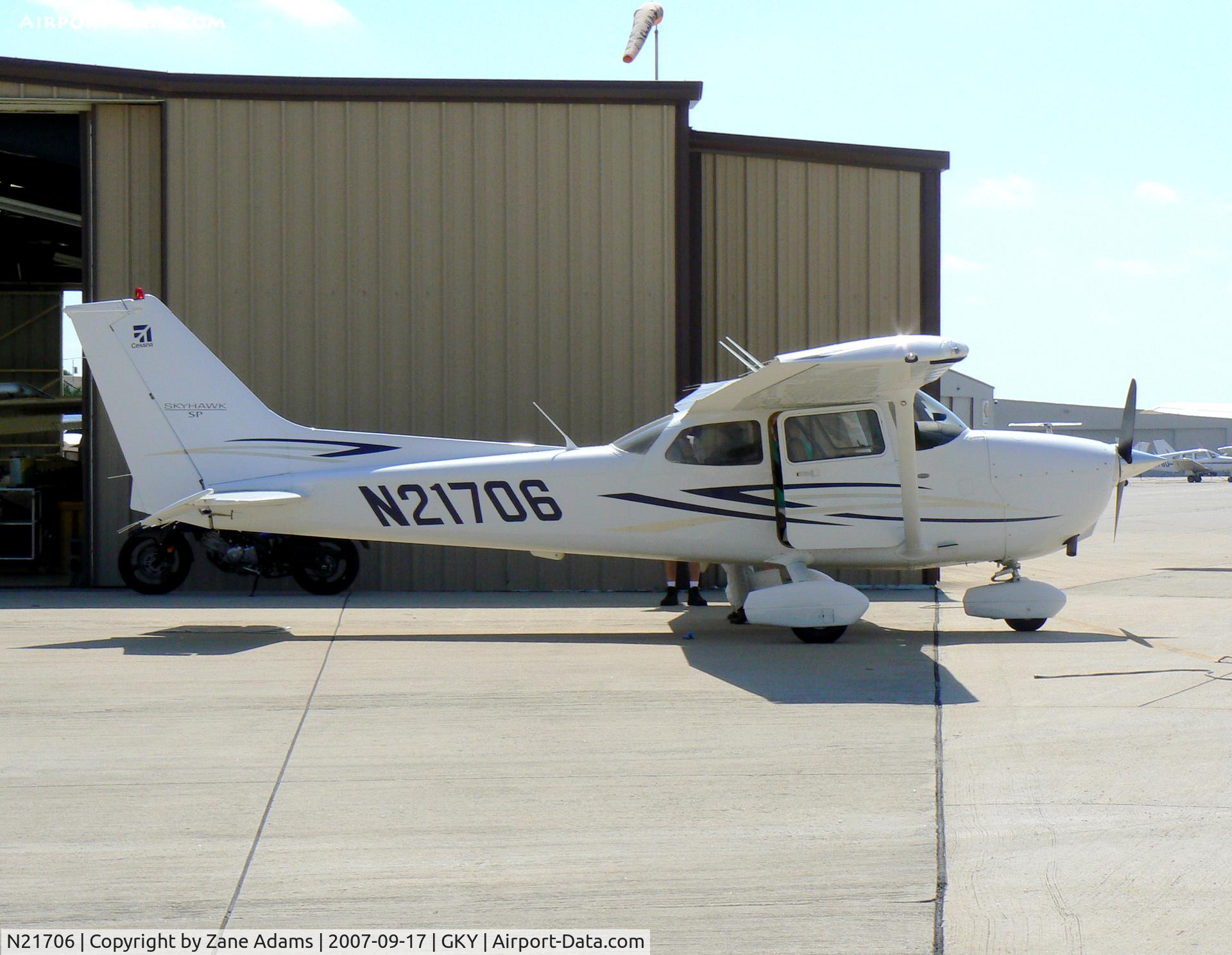 N21706, 2007 Cessna 172S C/N 172S10470, New Cessna!