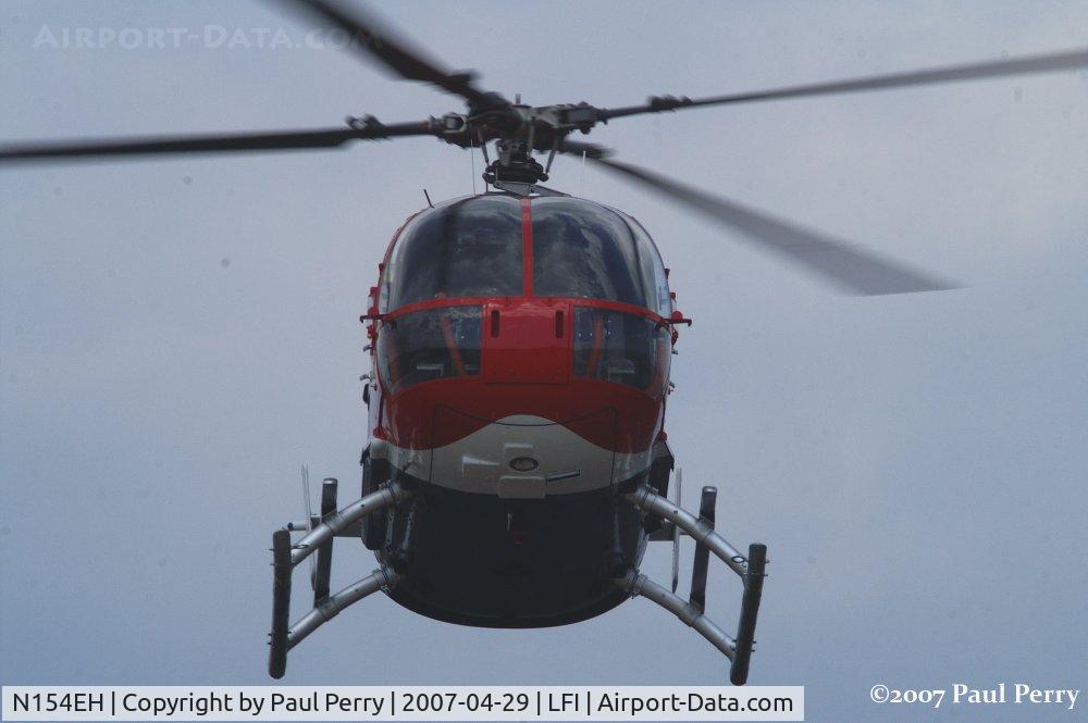N154EH, 1985 MBB Bo-105CBS-4 C/N S-704, Closer to the crowd