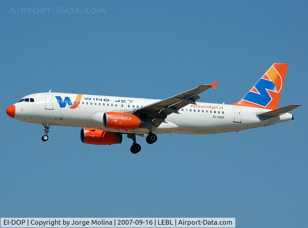 EI-DOP, 1998 Airbus A320-232 C/N 0816, Windjet, clear to land RWY 25L.