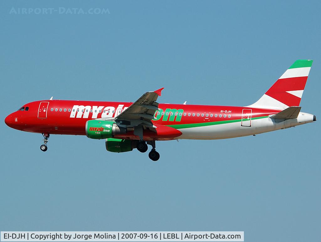EI-DJH, 1998 Airbus A320-212 C/N 814, Clear to land RWY 25L.
