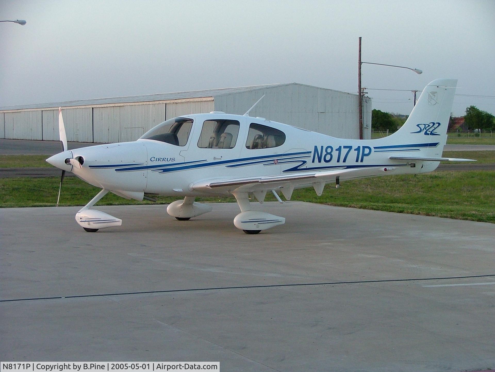 N8171P, 2004 Cirrus SR22 C/N 0797, CR22 in DTO