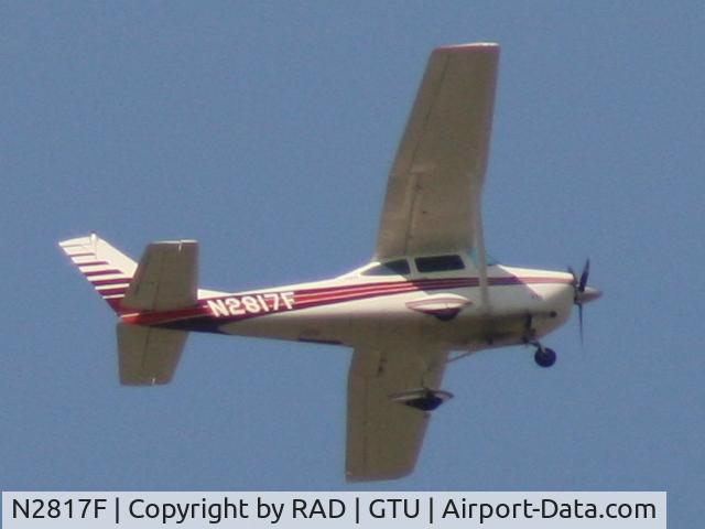 N2817F, 1966 Cessna 182J Skylane C/N 18256917, Cessna 182 over Georgetown, TX.