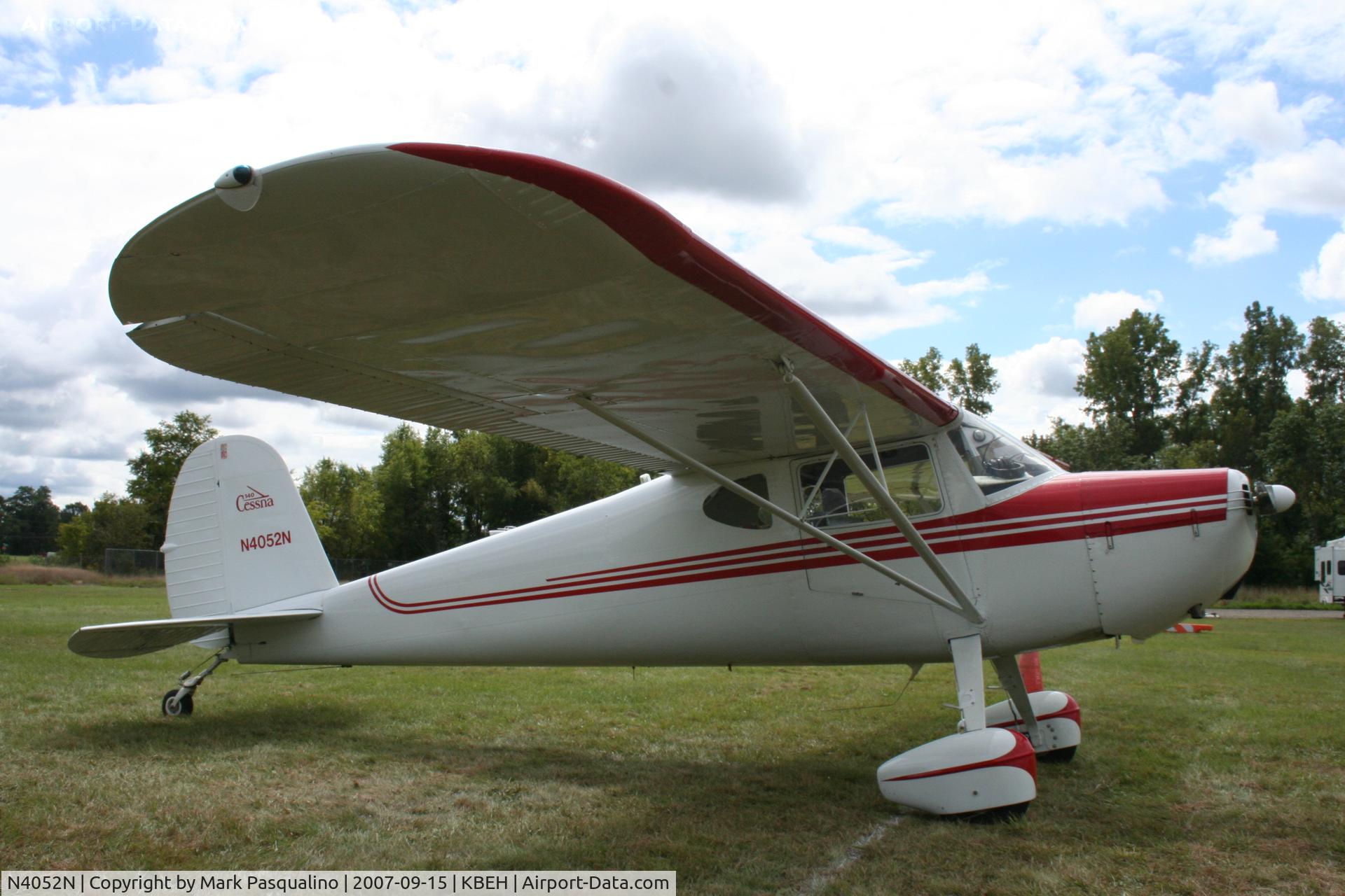 N4052N, 1947 Cessna 140 C/N 13871, Cessna 140