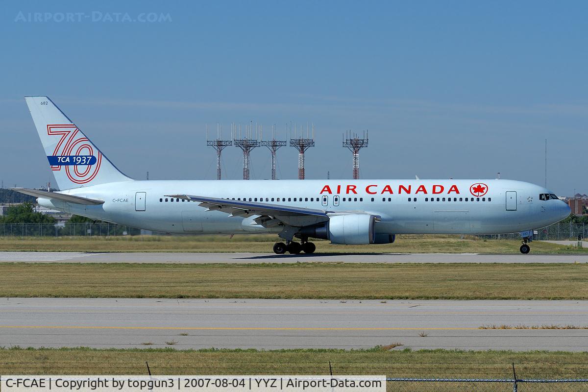 C-FCAE, 1988 Boeing 767-375/ER C/N 24083, Ready to depart from RWY33L.