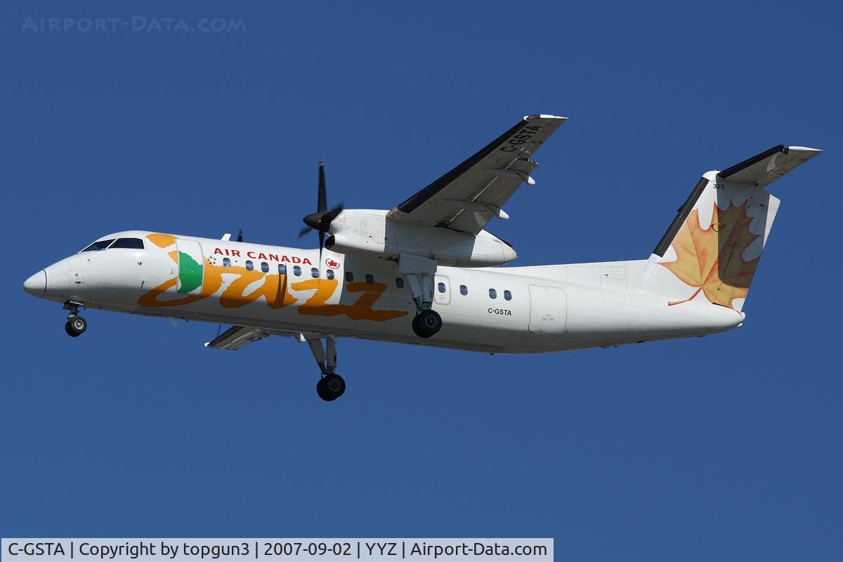 C-GSTA, 1989 De Havilland Canada DHC-8-301 Dash 8 C/N 182, Short final for RWY24L.