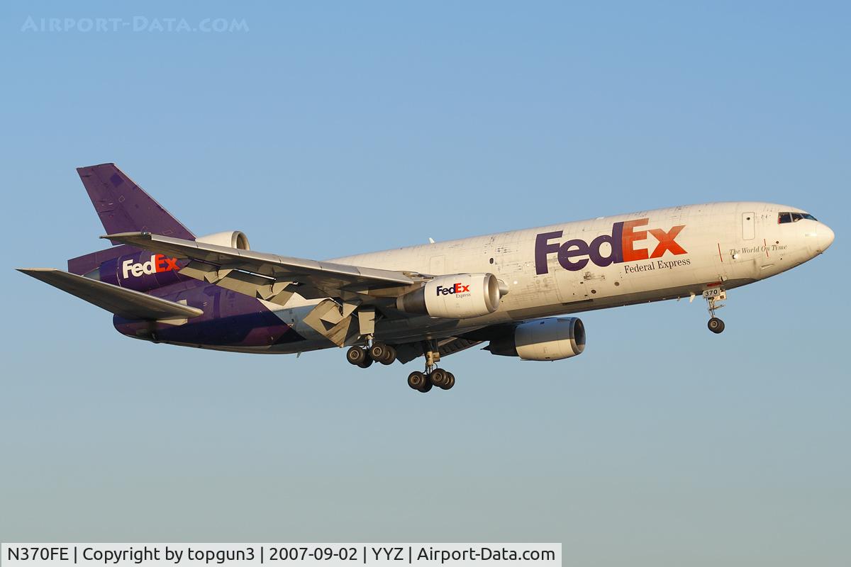 N370FE, 1972 McDonnell Douglas MD-10-10F C/N 46608, Short final for RWY23.