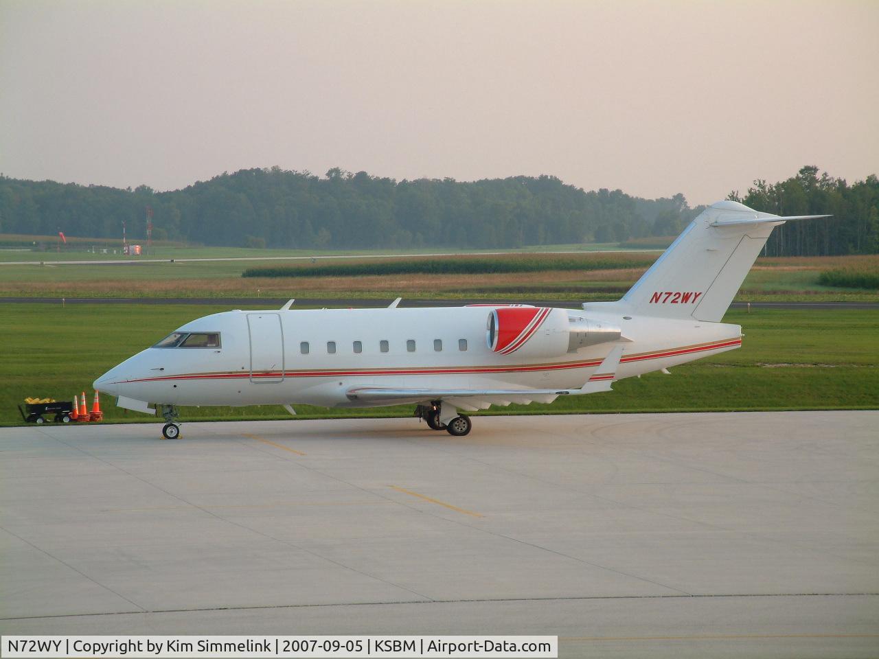 N72WY, 1998 Bombardier CL-600-2B16 C/N 5394, N72WY at KSBM