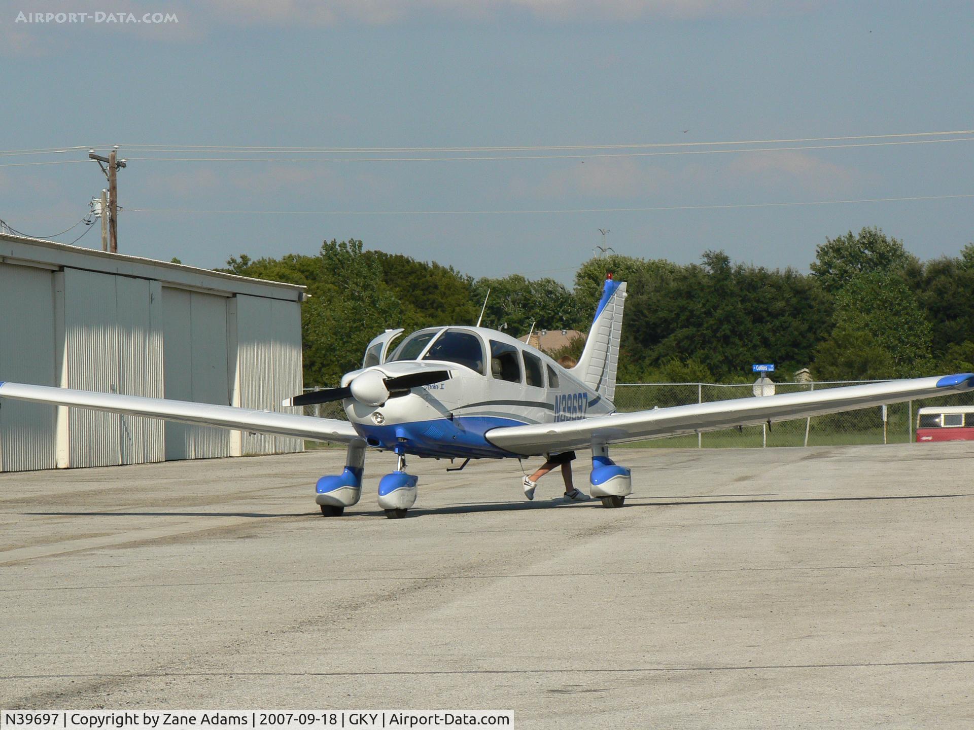 N39697, 1978 Piper PA-28-181 C/N 28-7990007, on the ramp at Arlington Muni