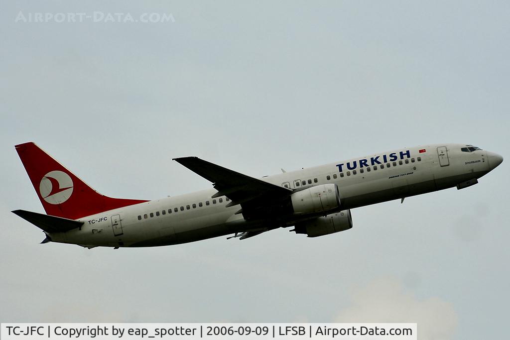 TC-JFC, 1998 Boeing 737-8F2 C/N 29765, departing to IST