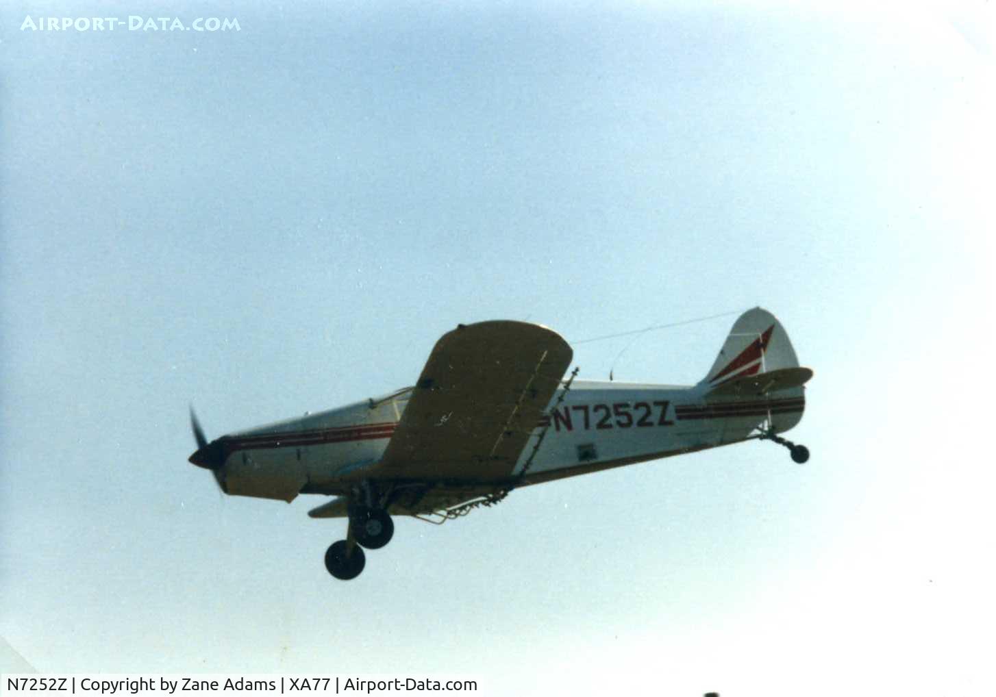 N7252Z, 1965 Piper PA-25-235 C/N 25-3184, At work near Lamesa, TX